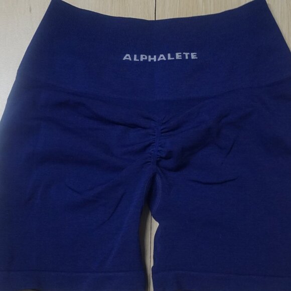 Alphalete shorts - Picture 2 of 5